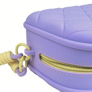 Vente Directe NH Dongguan – Porte-Monnaie Cosmétique Étanche en Silicone Tendance avec Fermeture Éclair, Motif Bonbons, Étui pour Femme Modèle 003-3 - Product Image 5