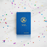 Carte de membre RFID personnalisée en PVC, avec estampage à chaud magnétique, brossée, imperméable, avec impression numérique et plastification