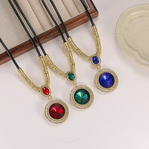 Letter B Pendant Necklace Zinc Alloy Pave Setting Daily Wear Fashion Jewelry For Women - Product Image 2