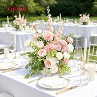 Chemin de table en fleurs artificielles roses en gros, centre de table en soie mélangée de lys et de roses pour la décoration de tables de jardin, de mariages et d'hôtels