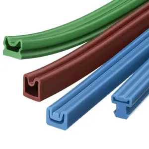 Extrusions-Hochtemperatur Staubofen Tür flexibel E / B-Typ Form Silikon-Gummisockelstreifen