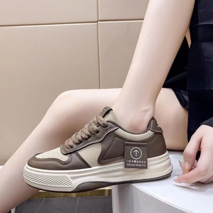 Черные женские кроссовки на шнуровке для бега и ходьбы - Product Image 4