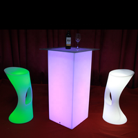 Tabouret de bar moderne en plastique avec éclairage LED RGB changeant de couleur, télécommande incluse, pour hôtel, boîte de nuit
