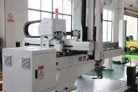 Nuevo Robot Industrial CNC de Tres Ejes con Servomotor para Máquina de Moldeo por Inyección de Plástico