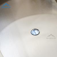 Bain froid de luxe commercial en acier inoxydable moderne pour la thérapie par le froid, idéal pour les centres de bien-être hôteliers