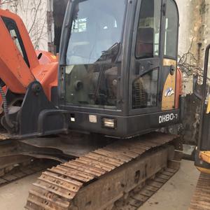 Excavatrice hydraulique sur chenilles d'occasion DOOSAN DH80 8 Tonnes DX80-7 à chenilles d'occasion DH70 DH55 à bas prix dans la cour de Shanghai - Product Image 2