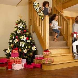 Guirnalda Navideña LED de PVC Ecológica de Alta Calidad de 2.7m, Decoración Verde Artificial para Árbol de Navidad, Pancarta Decorativa, Corona - Product Image 3