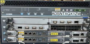 MX240 Routeur original d'occasion de haute qualité 5G Wi-Fi supporté Type CPE avec VPN VoIP <span class=keywords><strong>Firewall</strong></span> Châssis d'occasion - Product Image 5