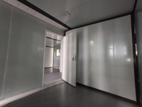 Casa Contenedor Expandible de Doble Ala de 20 pies, Estilo Contemporáneo, con Diseño de Tornillos Invisibles, para Alquiler en Sitios de Glamping de Lujo