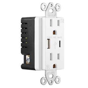 เต้ารับติดผนังแบบ 2 ช่องยูเอชอี โมเดิร์น พร้อมพอร์ต USB-C 5VDC 4.2A IP20 16A ดีไซน์พลาสติกตกแต่ง - Product Image 3