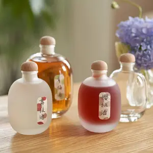 Japanse Stijl Sake Wijn Glazen Fles Glas Rijstwijnfles Bulk Fruit Wijnfles Met Houten Deksel