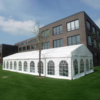 Grande tente de réception de mariage - Tente d'événement imperméable avec panneaux transparents et structure robuste pour banquets et célébrations