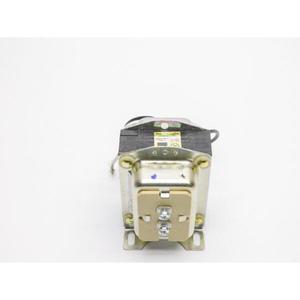 AT72D1725 120V NSNP Nuevo Original Listo Stock Automatización industrial PAC Controlador de programación PLC dedicado - Product Image 1