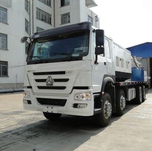 Camion de forage de puits profonds de 300 m, moteur SC300 de 91 kW, puissance de 20 tonnes, entraînement hydraulique complet, rotation par entraînement supérieur - Product Image 3