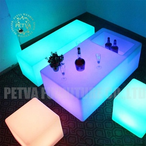Set di Divani Rettangolari da Esterno con Sedie Cubo LED, Arredamento <span class=keywords><strong>per</strong></span> Night Club, Sedute <span class=keywords><strong>per</strong></span> <span class=keywords><strong>Bar</strong></span> in PE, Stile Antico Moderno, 2 Pezzi PETVA - Product Image 5