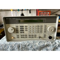 1 Pcs 8648d Synthesized Rf Signal Generator, 9 Khz to 4000 Mhz in Good Second-hand Condition