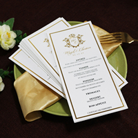Achat en gros de cartes bon marché cartes de menu bronzantes élégantes avancées plusieurs couleurs estampage en or avec logo personnalisé taille pour mariage