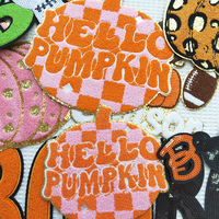 2026 Vente en gros personnalisée de grandes écussons thermocollants d'Halloween en chenille, à sequins et brodés, motifs Citrouille et Fantôme BOO, pour vêtements