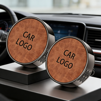 Diffuseur d'aromathérapie en métal et cuir personnalisé avec logo de voiture, pour aérateur de voiture, parfum longue durée, parfum de voiture avec logo