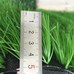 Vente Flash : <span class=keywords><strong>Gazon</strong></span> Synthétique Haute Densité Compatible OEM pour Terrains de Football Extérieurs et Centres Sportifs - Product Image 2