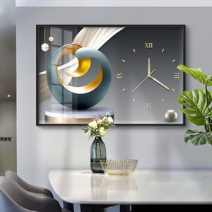 Reloj de Pared Artístico de Porcelana con Diseño de Reno y Tecnología Avanzada, con Incrustaciones de Cristal y Fondo de Cristal Sencillo - Product Image 1