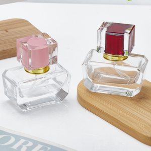 Customizable logo Empty 50ml square Transparent Glass <b>Perfume</b> Spray Bottle with Black Red Gold pink Lid - Product Image 2