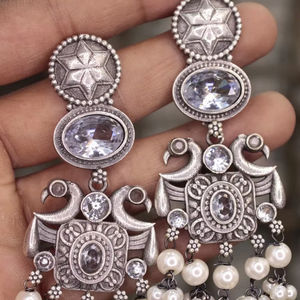 Juego de pendientes colgantes de piedra Monalisa con Base de latón para ropa informal Ropa de oficina étnica de la India - Product Image 1