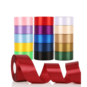 Ruban en satin rouge imprimé double face, couleur unie, personnalisé pour Noël, vente en gros d'usine, largeurs 1 cm, 2,5 cm, 4 cm, 10 cm - Product Image 1