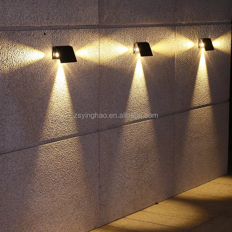 أضواء جدارية مركبة للزينة الشمسية مقاومة للماء عصرية مصباح Led خارجي للحدائق