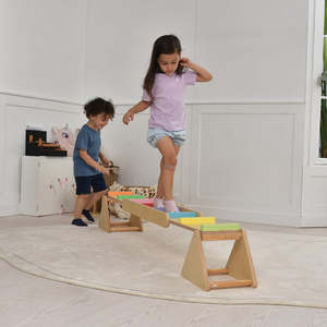 Pierres d'équilibre en bois au design moderne Montessori pour tout-petits, idéales pour l'extérieur, l'école, la ferme et le salon - Product Image 1