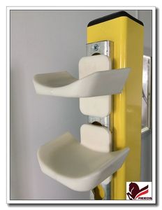 Copas de Salto para Caballos con Logotipo Personalizado - Soportes de Seguridad de Nailon Estilo Europeo Duraderos para Postes de Salto Ecuestre |   REEDS - Product Image 4