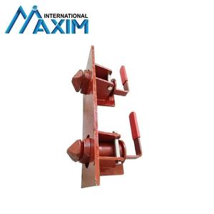 Cylindre de serrure de torsion de barre <span class=keywords><strong>d</strong></span>'épandage de conteneur double <span class=keywords><strong>camion</strong></span> rouge verrouillant solidement la connexion - Product Image 2