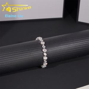 สร้อยข้อมือฮิปฮอปแบบกำหนดเอง ประดับเพชรโมอิสซาไนต์คุณภาพสูง VVS เงินแท้ 925 ผ่านการทดสอบเพชร สร้อยข้อมือแบบเทนนิส - Product Image 3