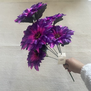 Relleno de Corona Funeraria Económico en Oferta para Exhibición en Tumbas, <span class=keywords><strong>Flor</strong></span> <span class=keywords><strong>Artificial</strong></span> de Crisantemo de 7 Cabezas, <span class=keywords><strong>Flor</strong></span> <span class=keywords><strong>Artificial</strong></span> - Product Image 2