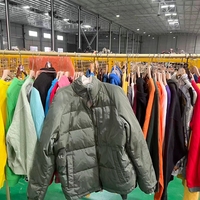 Vestes d'hiver d'occasion F9 en gros pour adultes, lots de vêtements mixtes de seconde main, balles de friperie, Chine