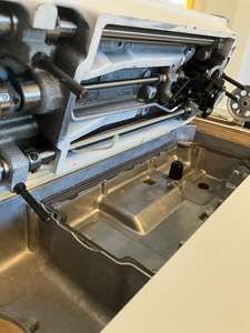 Máquina de Coser Industrial de Puntada Recta de Alta Velocidad, Marca Japonesa, para Prendas de Vestir, Cuero y Tapicería, Modelo 8700 - Product Image 4