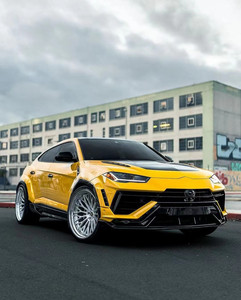 Kit carrosserie large style 1016 pour Lamborghini Urus, kit carrosserie en fibre de carbone avec lèvre avant, diffuseur, spoiler, capot, état neuf - Product Image 5