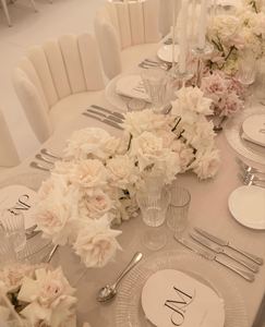 Bleu vert violet rangée guirlande fond rouge île artificielle blanc table fleur coureurs champagne pour mariage décor arc - Product Image 3