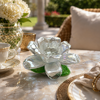 Porte-bougie en verre transparent Lotus, porte-bougie artisanal en forme de fleur avec feuilles vertes pour la décoration de table à la maison