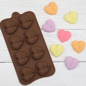 Molde de Silicona para Dulces y Chocolate con Forma de Corazón de Diamante, 8 y 15 Cavidades - Product Image 2