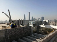 Unidad de Mantenimiento de Edificios (BMU) Watsond de Alta Resistencia para Edificios con Muros Cortina de Gran Altura, Peso de 23000 kg, Motor con Certificación EN1808