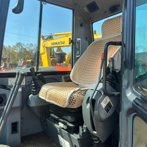 Mini-excavatrice Kubota KX183 d'occasion à prix avantageux, machine de terrassement sur chenilles japonaise usagée - Product Image 6