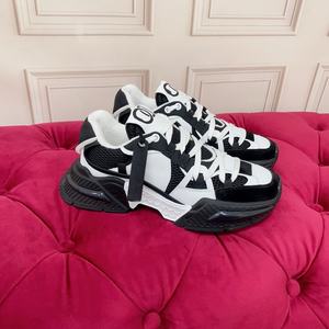 Zapatos para Caminar Antideslizantes 2026 con Parte Superior de Malla Transpirable, Zapatos para Correr de Alta Calidad, Diseño Clásico y de Lujo - Product Image 6