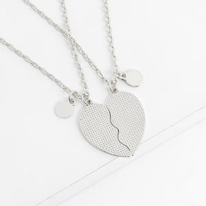 Vente chaude 2 pièces demi-coeur BFF collier meilleur ami collier pour cadeaux d'anniversaire d'amitié - Product Image 4