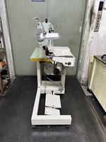 Nouvelle machine à coudre à colonne pour l'industrie de la chaussure, machine à coudre automatique pour la formation de motifs de dessus de chaussures en cuir