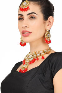 Premium Alloy Bridal Necklace Set with Matching Earrings Maang Tikka Trendy Decorative Bead Work Quartz Wedding Party Styling - Product Image 4