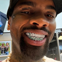 Grillz Hip Hop 8 Dents Entièrement Micro-Pavé en Zircon Cubique, Plaqué Or Véritable, Bijou Dentaire pour Rappeur, Accessoire Buccal, Vente en Gros