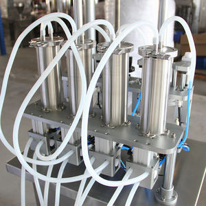 LIENM Mini máquina <span class=keywords><strong>de</strong></span> llenado <span class=keywords><strong>de</strong></span> perfume 4 cabezas máquina <span class=keywords><strong>de</strong></span> llenado <span class=keywords><strong>de</strong></span> Perfume <span class=keywords><strong>de</strong></span> agua <span class=keywords><strong>de</strong></span> inodoro líquido neumático semiautomática - Product Image 6