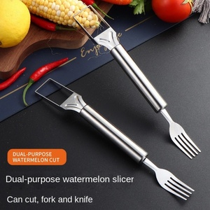 Cuchara de sandía de acero inoxidable de doble uso, utensilio de cocina manual para cortar y rebanar frutas, material metálico. - Product Image 4