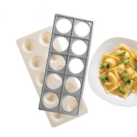 Moule à raviolis en alliage d'aluminium italien à 12 trous, presse manuelle pour faire des dumplings, outil de fabrication de pâtes pour la maison, gadget de cuisine